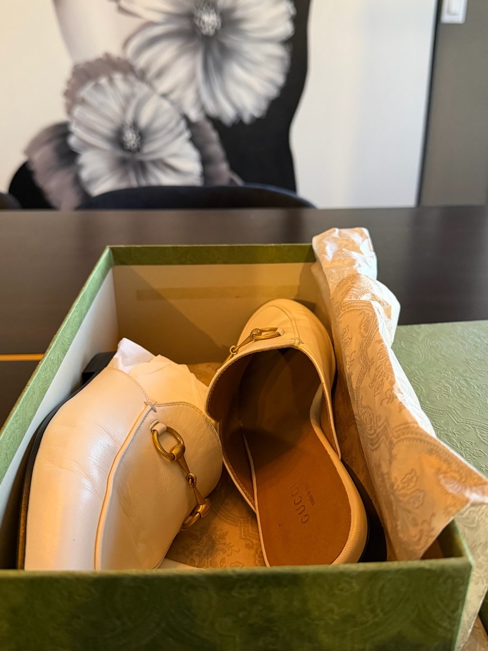 Gucci White Leather Horsebit Mule Slides - Picture 2 of 8